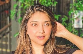 Miliki Body Goals Dan Sering Tampil Seksi, Sarah Azhari Ngaku Sebenarnya Introvert