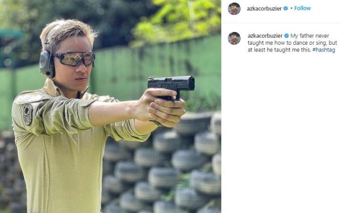 Azka Corbuzier latihan menembak. (Instagram/@azkacorbuzier)