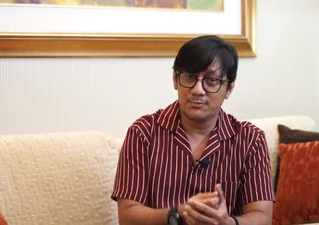 Andre Taulany saat diwawancara Atiek Nur Wahyuni (Youtube.com)