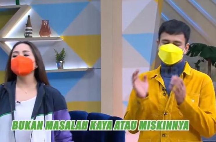 Kebiasaan Nagita Slavina di warung. (Youtube/Trans7Official)