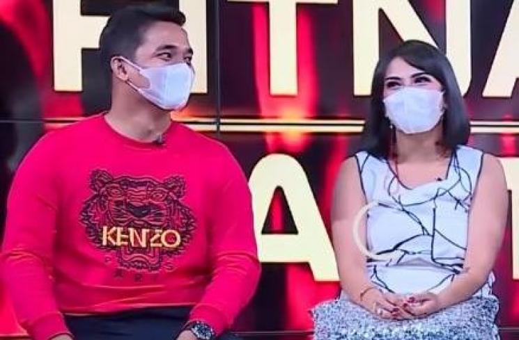 Vanessa Angel dan Bibi Ardiansyah. (Youtube/TransTVOfficial)