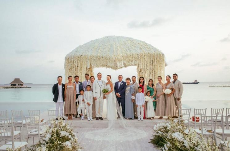 Julie Estelle Menikah di Maldives. (istimewa)