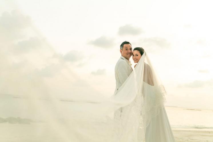 Julie Estelle Menikah di Maldives. (istimewa)