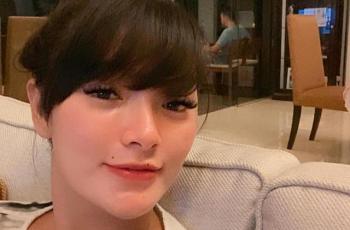 Zaskia Gotik Pakai outfit Serba Hitam: Eh Gadis Mana Ini Cantik Banget