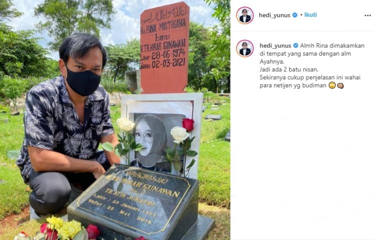Hedi Yunus ziarah ke makam Rina Gunawan (Instagram/@hedi_yunus)