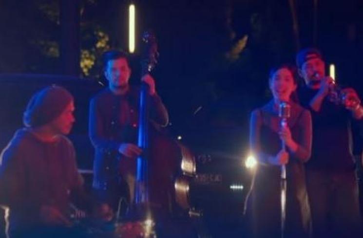 Payung Teduh jadi pengisi soundtrack film Ralph Breaks The Internet. (Youtube/DisneyMusicAsiaVEVO)