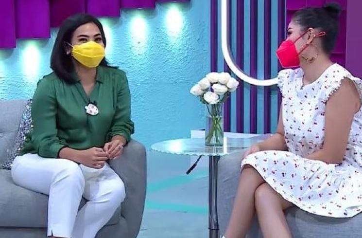 Nindy Ayunda buka suara soal kisruh rumah tangga. (Youtube/TransTVOfficial)