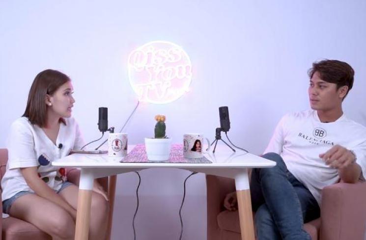 Ayu Ting Ting dan Rizky Billar. (Youtube/QissYouTV)