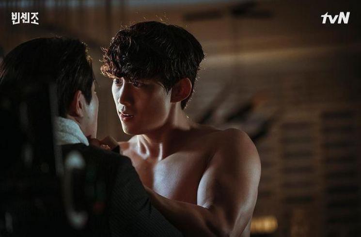 Vincenzo (Instagram/@tvndrama.official)