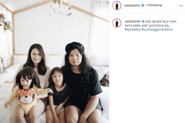 Keluarga Sabai Dieter dan Ringgo Agus Rahman. (Instagram/@sabaidieter)