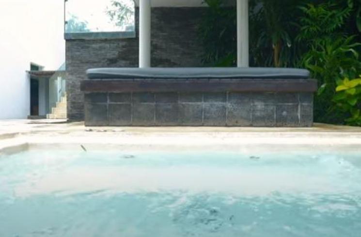 Villa mewah Rossa di Bali. (Youtube/RossaOfficial)