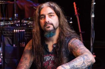 Eks Dream Theater, Mike Portnoy Kagumi Drummer Indonesia yang Main Pakai Kaleng Cat dan Ember