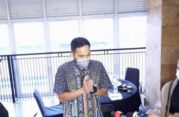 Ups, Teuku Wisnu Keceplosan Bocorkan Jadwal Persalinan Zaskia Sungkar
