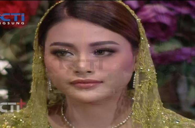 Pengajian Aurel Hermansyah (sumber: streaming RCTI plus)