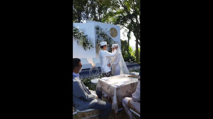 Ikbal Fauzi, Rendy Ikatan Cinta resmi menikah. (Instagram/dweddingplanner_)