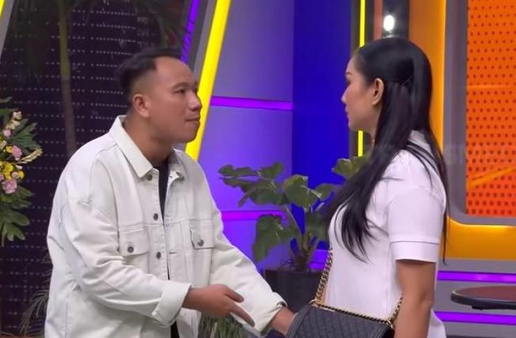 Vicky Prasetyo dan Kalina Ocktaranny. (Youtube/Trans7Official)