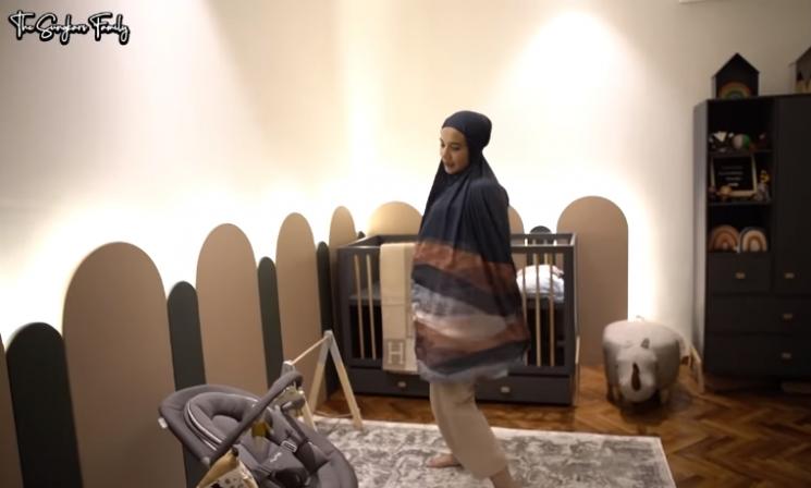 Kamar bayi Zaskia Sungkar dan Irwansyah (Youtube.com)