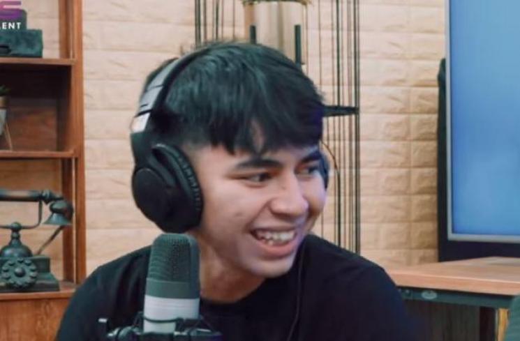 Dimas Ahmad dan Rafathar podcast bareng. (Youtube/RANSEntertainment)