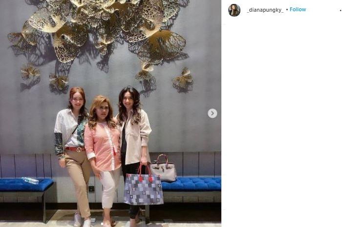 Potret terbaru Diana Pungky. (Instagram/@_dianapungky_)