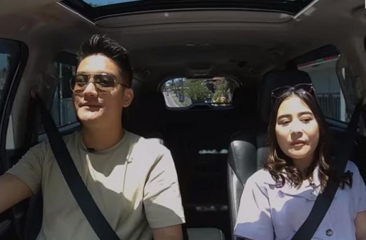 Prilly Latuconsina saat ngobrol bareng Boy William (Instagram.com)