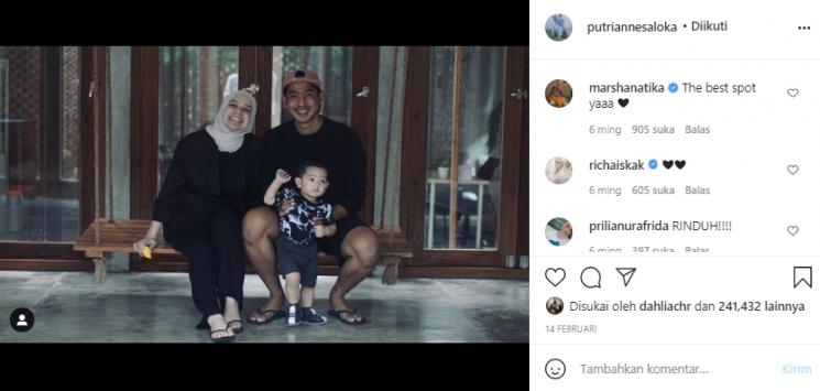 Arya Saloka bersama keluarga (Instagram.com)