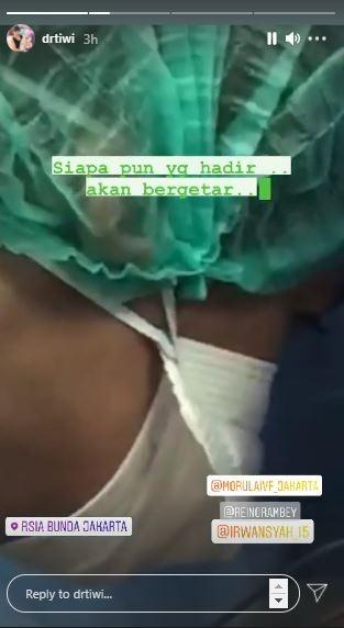 Zaskia Sungkar melahirkan anak pertama. (Instagram/@drtiwi)
