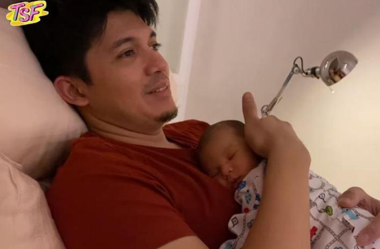 Irwansyah dan Zaskia Sungkar begadang. (Youtube/TheSungkarsFamily)