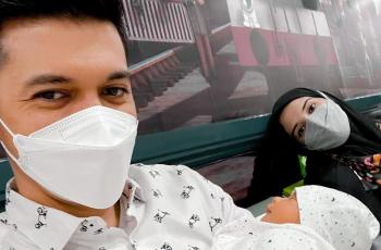 Ajari Baby Ukkasya Tengkurap dan Angkat Kepala, Zaskia Sungkar Ditegur