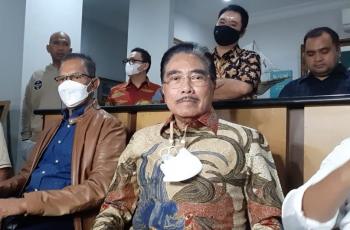 Disebut Tak Pernah Beri Nafkah, Hotma Sitompul Pamer Bukti Kasih Gepokan Dolar untuk Desiree Tarigan