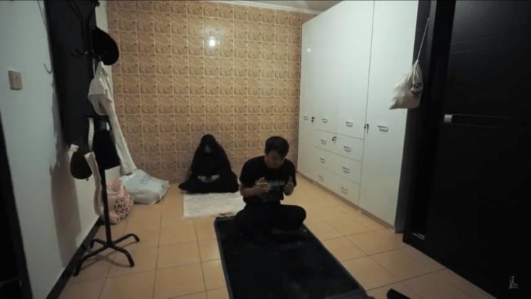 Marcell Darwin kian religius. (YouTube, Instagram/marcelldarwin)