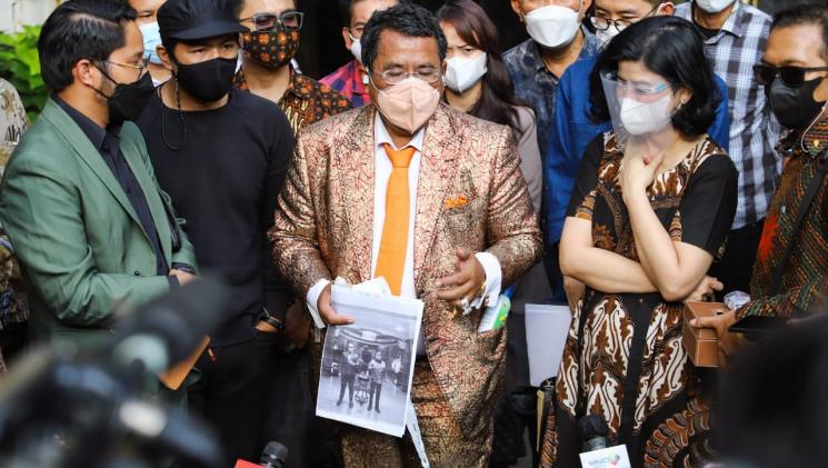 Desiree Tarigan dan Hotman Paris (MataMata.com/Alfian Winanto)