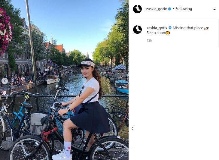 Zaskia Gotik. (Instagram/@zaskia_gotix)