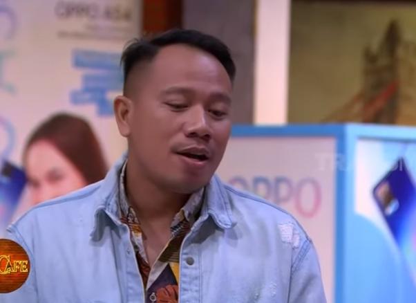 Vicky Prasetyo ngobrol bareng dokter Boyke (Youtube.com)