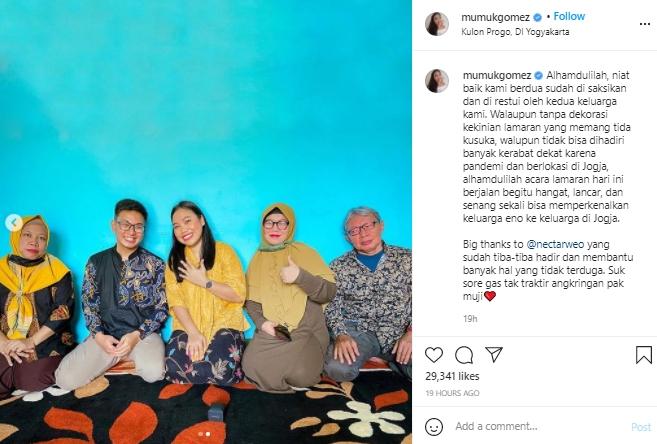 Mumuk Gomez dilamar kekasih (Instagram.com)