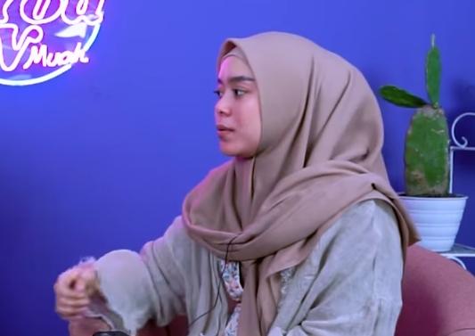 Lesti Kejora ngobrol bareng Ayu Ting Ting (Youtube.com)