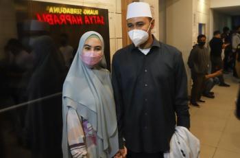 Terpapar Covid-19, Habib Usman Video Call dengan Putri di Yaman Bikin Mewek