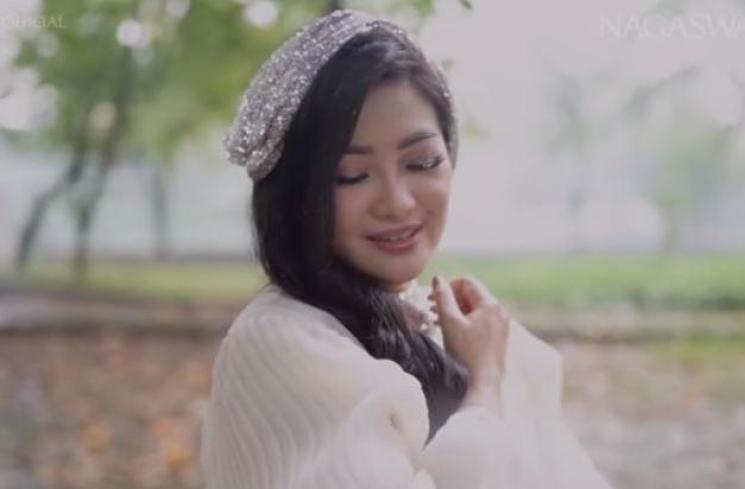 Lirik Semesta - Fitri Carlina. (Youtube/Nagaswara)