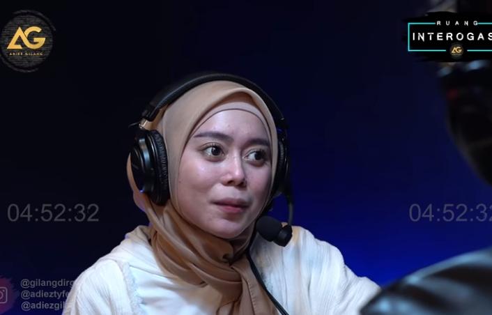 Lesti Kejora saat ngobrol bareng Gilang Dirga (Youtube.com)