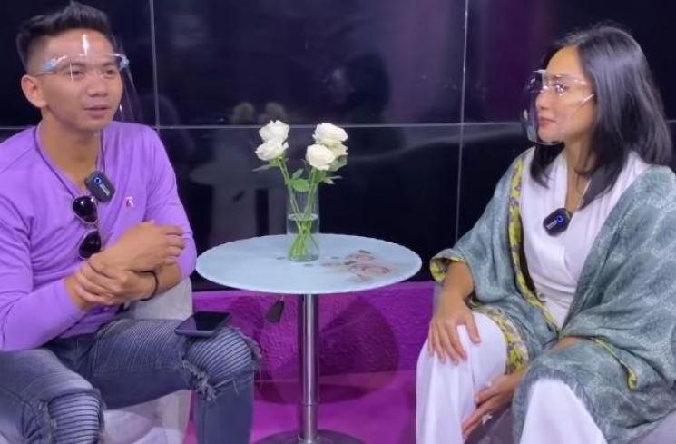 Ridho DA2 bongkar Rizki DA2 bingung biaya persalinan. (Youtube/FeniRoseOffiicial)