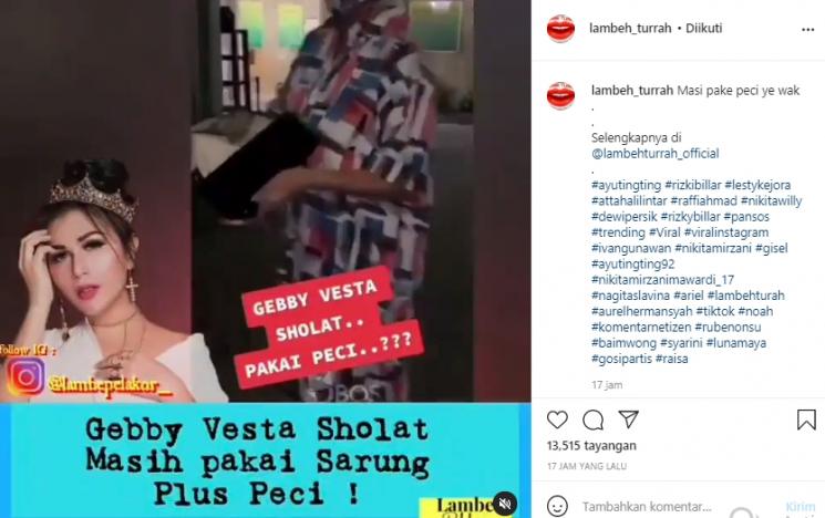 Gebby Vesta salat pakai peci dan sarung (Instagram.com)