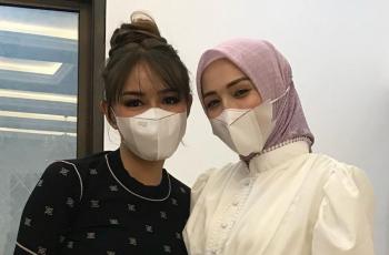 Tak Sengaja Ketemu Amanda Manopo di Toilet, Adelia Pasha Bongkar Bau Badan Andin!