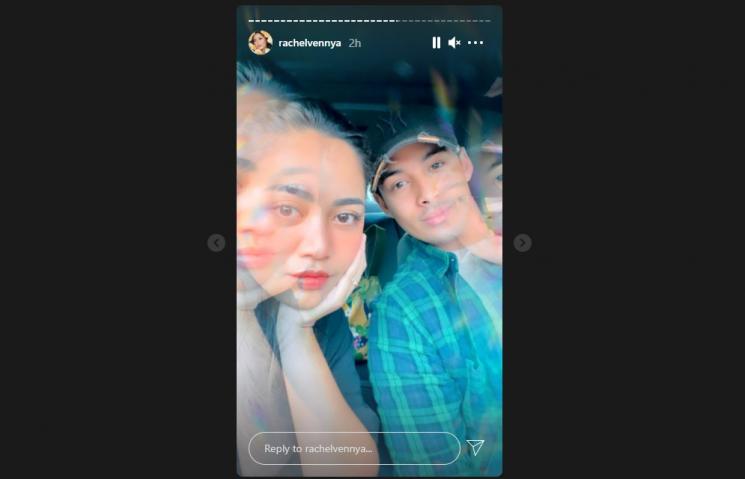 Rachel Vennya foto bareng cowok. (Instagram/rachelvennya)