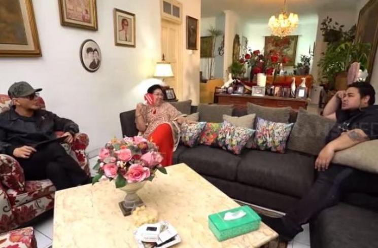 Ibu Ivan Gunawan. (Youtube/Trans7Official)