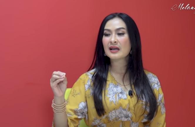 Iis Dahlia ngobrol bareng Melaney Ricardo (Youtube.com)