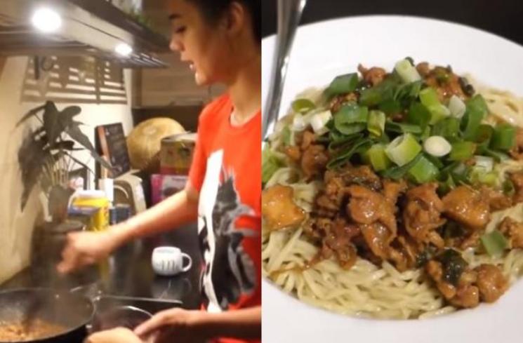 Resep mie ayam ala Paula Verhoeven. (Youtube/ChelzeaNail)