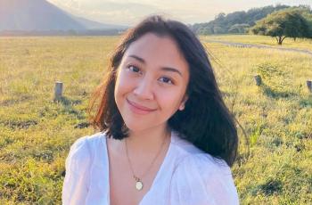 Tak Menua! 3 Foto Ini Buktikan Sherina Munaf Memang Cantik Apa Adanya