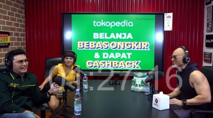 Aldi Taher dan Dinar Candy. (Youtube/DeddyCorbuzier)