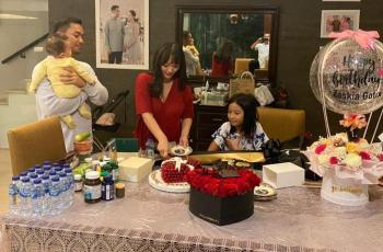 Zaskia Gotik Dikado Suami Jam Tangan Mewah, Sikap Putri Sambung Disorot