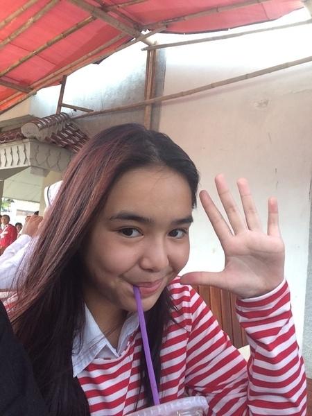 Amanda Manopo saat masih sekolah. (Ask.fm/amandamanopo01)