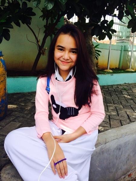 Amanda Manopo saat masih sekolah. (Ask.fm/amandamanopo01)